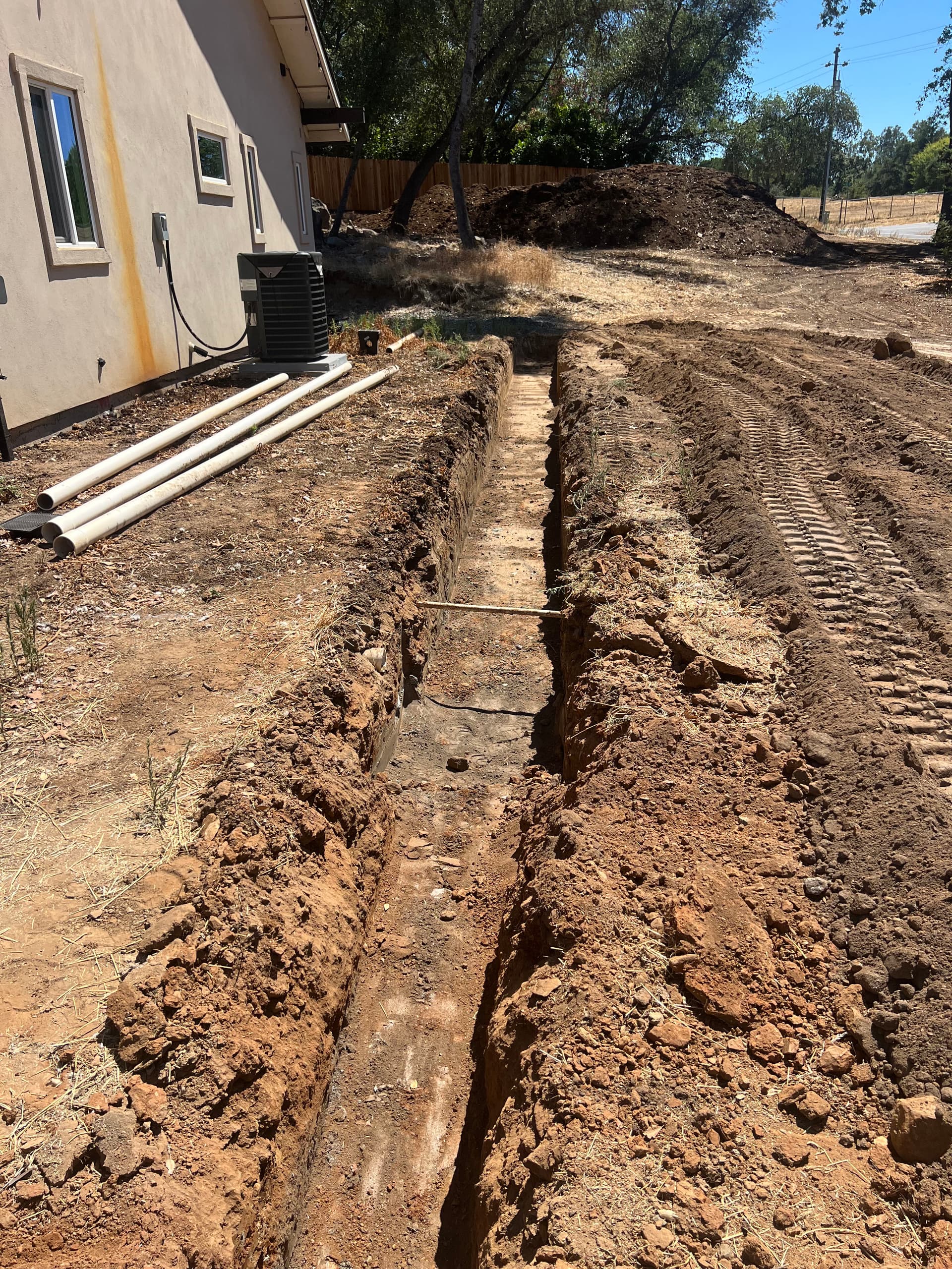 Gallery photos for Drainage Trenching Done Right - Equipment That Gets the Job Done: Image #2